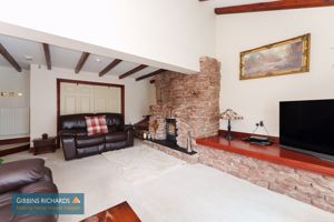Sitting Room- click for photo gallery